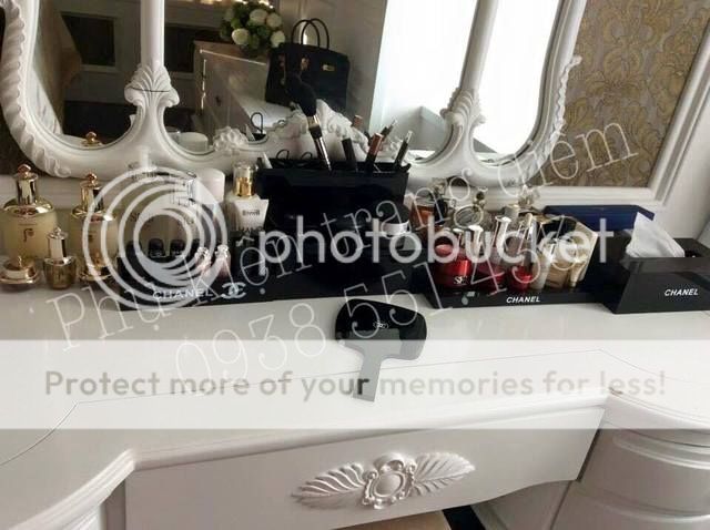 Khay mỹ phẩm chaaa, Hộp kệ chaaa đựng son phấn trang điểm. Giá sỉ & lẻ